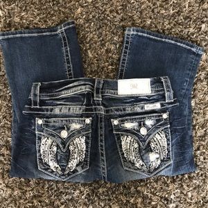 MISS Me mid-rise Boot jeans